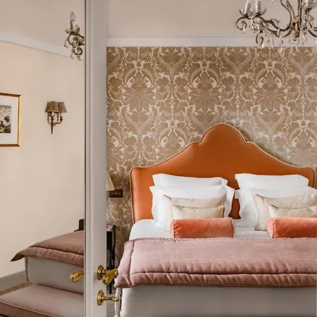 Relais Christine 5*